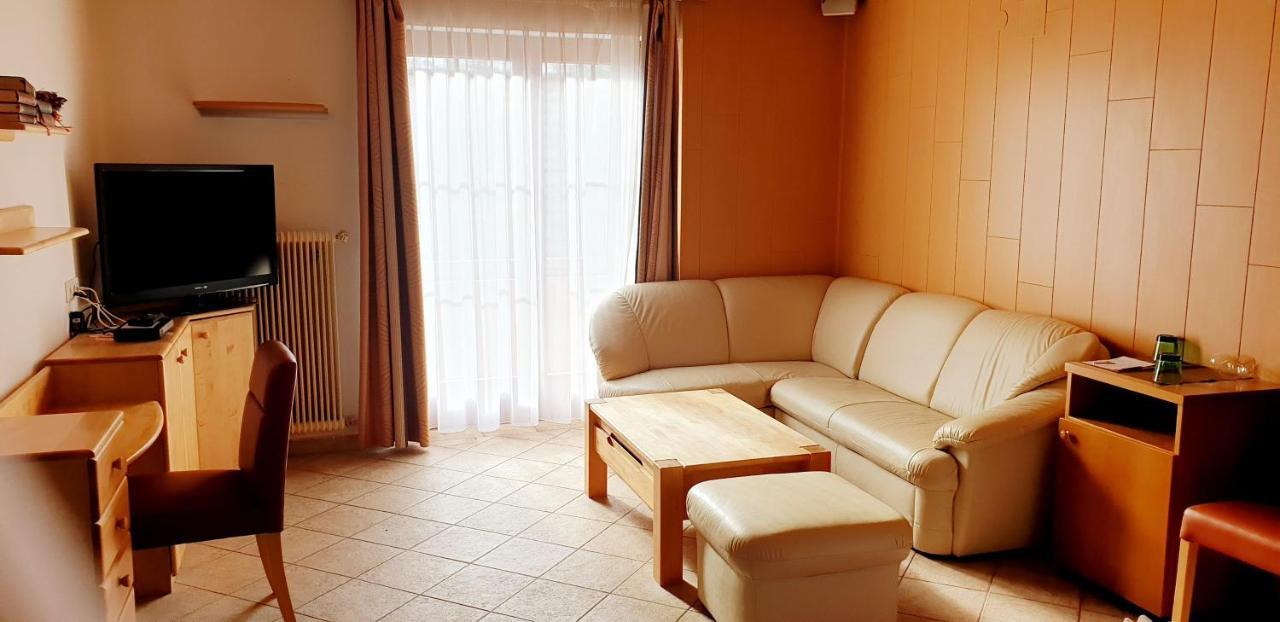 Hotel Hubertushof à Trattenbach  Extérieur photo